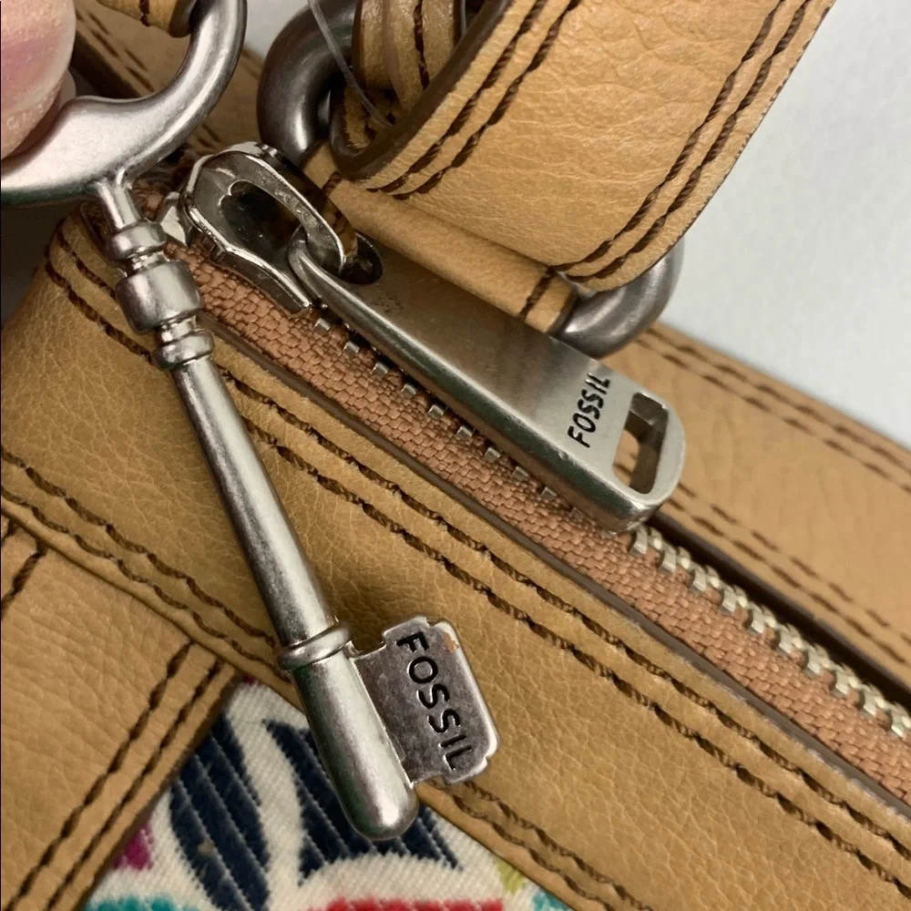 Fossil leather trim